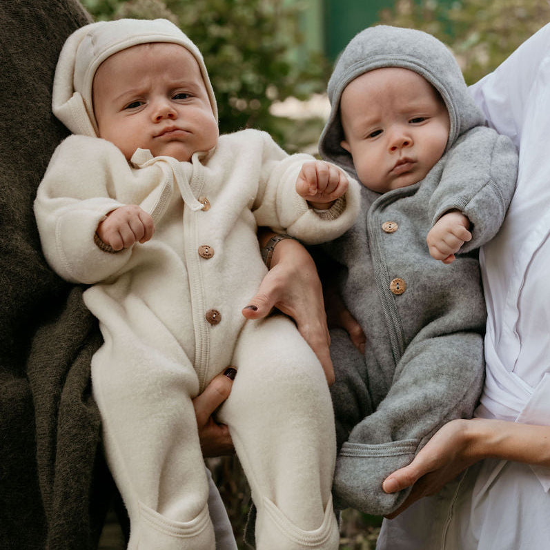 Enterito con capucha - Gris
